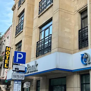 Отель Nizami Street